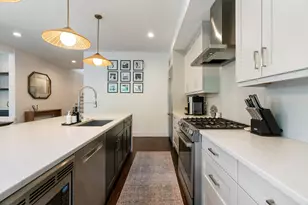 2422 W Lyndale St, Chicago, IL 60647 - Photo 15