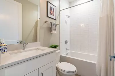 2422 W Lyndale Street #3, Chicago, IL 60647 - Photo 27