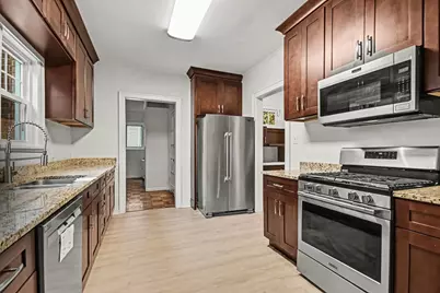 895 S Greenwood Avenue, Kankakee, IL 60901 - Photo 11