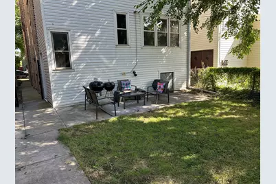 4538 N Artesian Avenue, Chicago, IL 60625 - Photo 3