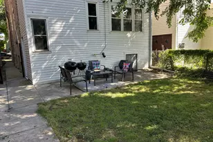 4538 N Artesian Ave, Chicago, IL 60625 - Photo 3