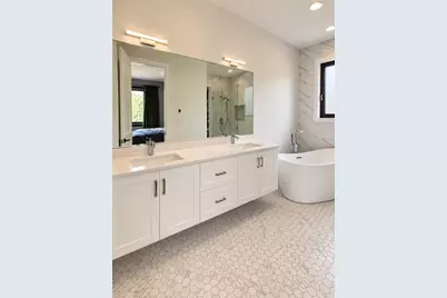 2122 W Crystal Street #3W, Chicago, IL 60622 - Photo 5