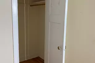 1000 W Argyle St, Chicago, IL 60640 - Photo 9