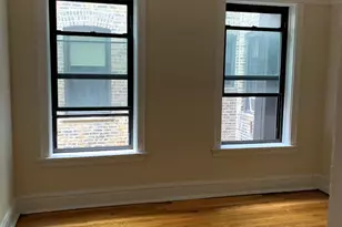 1000 W Argyle St, Chicago, IL 60640 - Photo 11