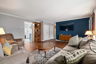 390 Larkdale Row, Wauconda, IL 60084 - Photo 5