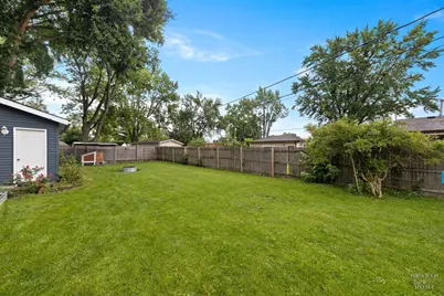 390 Larkdale Row, Wauconda, IL 60084 - Photo 19
