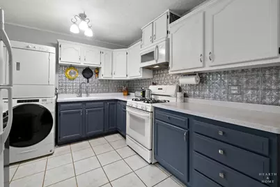 390 Larkdale Row, Wauconda, IL 60084 - Photo 9