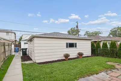 2114 N 74th Avenue, Elmwood Park, IL 60707 - Photo 33