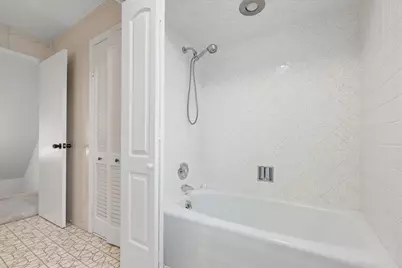 2114 N 74th Avenue, Elmwood Park, IL 60707 - Photo 21