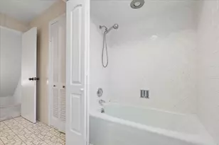 2114 N 74th Ave, Elmwood Park, IL 60707 - Photo 21