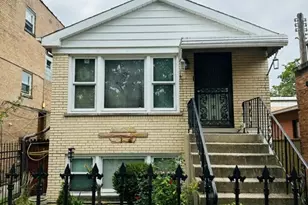 5656 N Jersey Ave, Chicago, IL 60659 - Photo 1