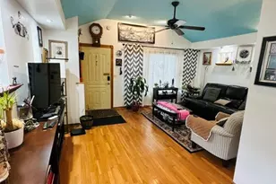 5656 N Jersey Ave, Chicago, IL 60659 - Photo 3