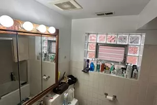 5656 N Jersey Ave, Chicago, IL 60659 - Photo 23