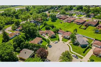 433 E Cherry Hill Drive, Addison, IL 60101 - Photo 33