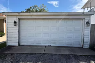 930 W Park Ave, Joliet, IL 60436 - Photo 21