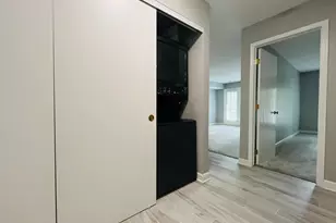 520 Biesterfield Rd, Elk Grove Village, IL 60007 - Photo 11