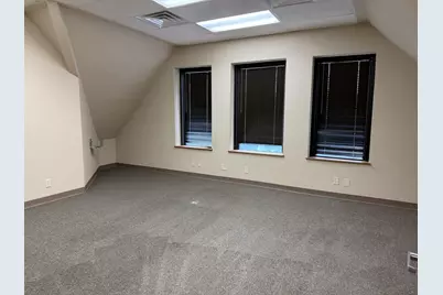773 W Lincoln Boulevard #402, Freeport, IL 61032 - Photo 3