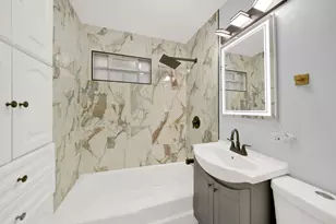 3805 W 63rd Pl, Chicago, IL 60629 - Photo 13