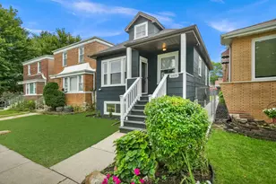 3805 W 63rd Pl, Chicago, IL 60629 - Photo 3