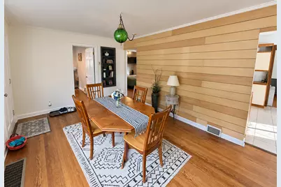 1818 Nebraska Road, Rockford, IL 61108 - Photo 11
