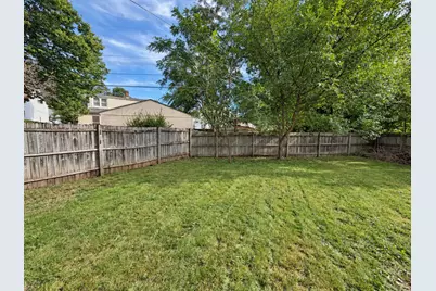1818 Nebraska Road, Rockford, IL 61108 - Photo 29