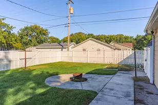 715 W Grant Ave, Pontiac, IL 61764 - Photo 33
