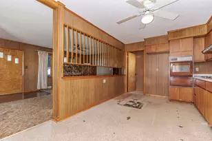 715 W Grant Ave, Pontiac, IL 61764 - Photo 25