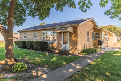 715 W Grant Avenue, Pontiac, IL 61764 - Photo 37