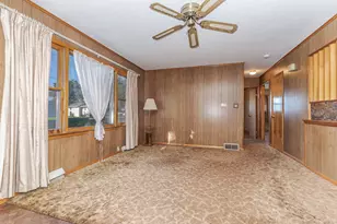 715 W Grant Ave, Pontiac, IL 61764 - Photo 13