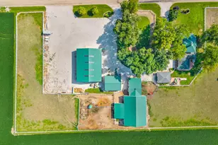 9101 Old Silo Rd, Clifton, IL 61727 - Photo 77