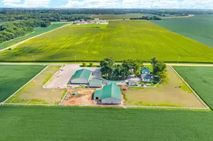 9101 Old Silo Rd, Clifton, IL 61727 - Photo 71