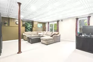 1949 Barnhill Dr, Mundelein, IL 60060 - Photo 21