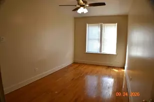 8204 S Exchange Ave, Chicago, IL 60617 - Photo 5