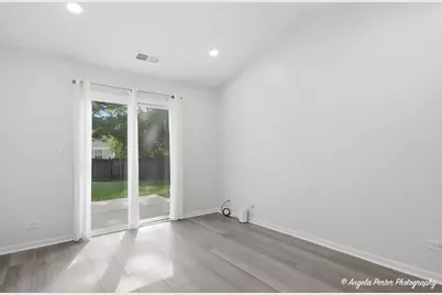 1240 Huntington Drive, Mundelein, IL 60060 - Photo 15