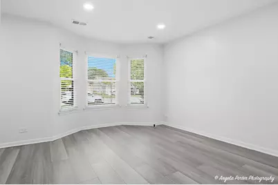 1240 Huntington Drive, Mundelein, IL 60060 - Photo 5