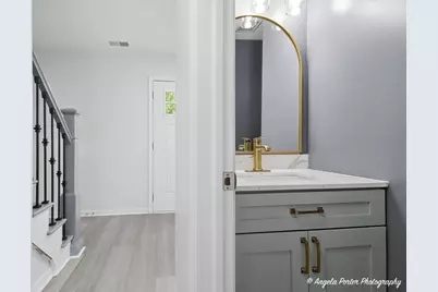 1240 Huntington Drive, Mundelein, IL 60060 - Photo 19
