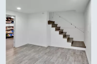 8901 S 49th Court, Oak Lawn, IL 60453 - Photo 21