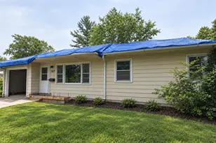 1057 Elmwood Ave, Deerfield, IL 60015 - Photo 1