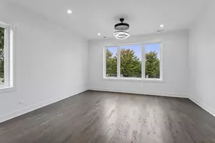 4623 S Prairie Ave, Chicago, IL 60653 - Photo 11
