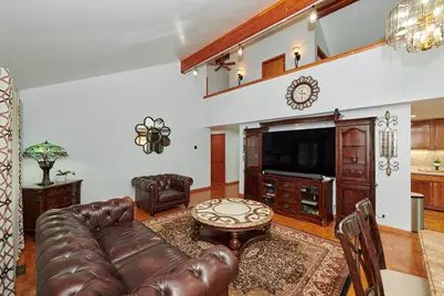 9041 Delphia Avenue, Des Plaines, IL 60016 - Photo 9