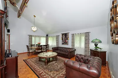 9041 Delphia Avenue, Des Plaines, IL 60016 - Photo 11