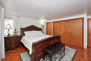 9041 Delphia Ave, Des Plaines, IL 60016 - Photo 15