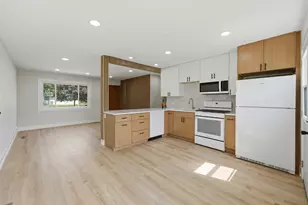 916 Mulberry Ln, Streamwood, IL 60107 - Photo 11