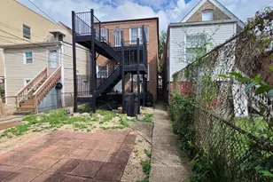 3450 S Leavitt St, Chicago, IL 60608 - Photo 3