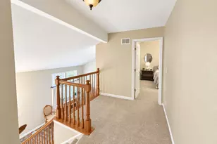 713 Crossland Dr, Grayslake, IL 60030 - Photo 9