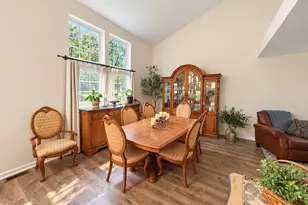 713 Crossland Dr, Grayslake, IL 60030 - Photo 3