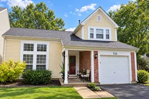 713 Crossland Dr, Grayslake, IL 60030 - Photo 1