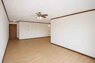 6490 N Northwest Hwy, Chicago, IL 60631 - Photo 7