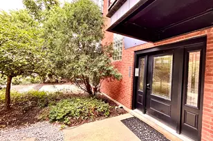 6423 N Damen Ave, Chicago, IL 60645 - Photo 19