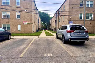 6423 N Damen Ave, Chicago, IL 60645 - Photo 15